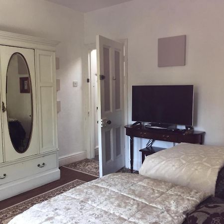 One Castle Street Bed And Breakfast Bakewell Exterior photo
